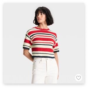 Universal Thread Women’s Crewneck Top